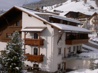 Hotel Pütia - Antermoia