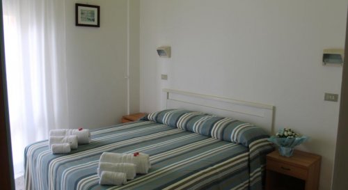 Hotel Gin - Rimini Viserba