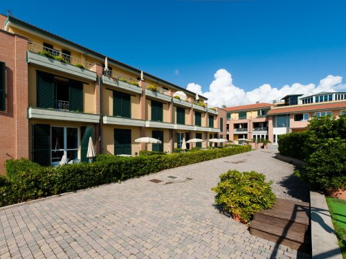 Rezidence Continental Resort - Tirrenia