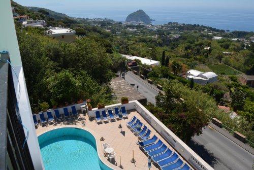 Hotel La Ginestra - Serrara Fontana/Panza