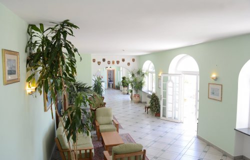 Hotel La Ginestra - Serrara Fontana/Panza