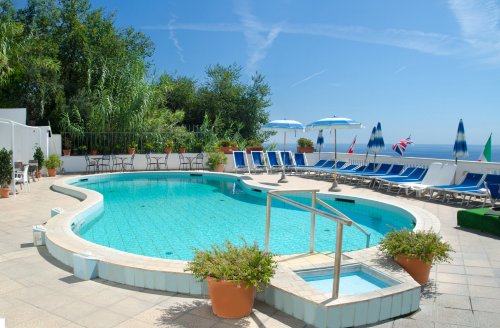 Hotel La Ginestra - Serrara Fontana/Panza