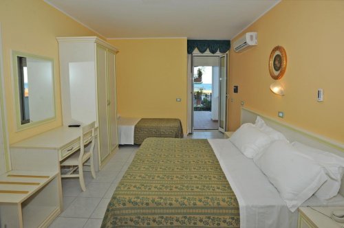 Hotel Giardino - Roseto degli Abruzzi