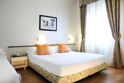 Hotel Rosabianca - Rimini (Marina Centro)