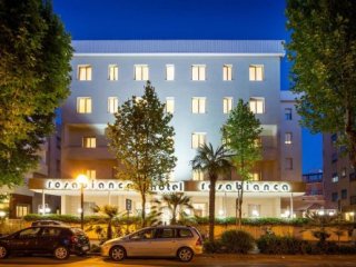Hotel Rosabianca - Rimini (Marina Centro) Hotel Rosabianca - Rimini (Marina Centro)