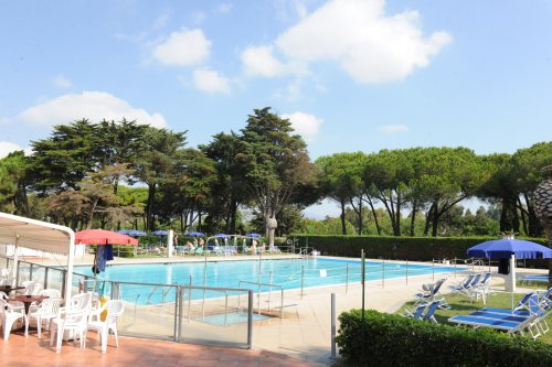 Aparthotel Italy Village – Baia Domizia
