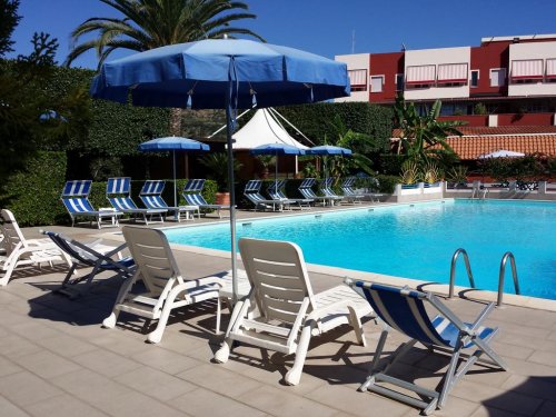 Residence Felix - Ricadi