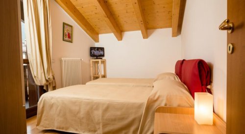 Rezidence La Rosa delle Dolomiti - Carisolo