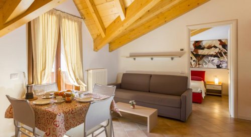 Rezidence La Rosa delle Dolomiti - Carisolo