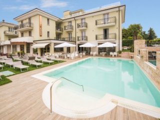 Hotel Eden Garda - Garda Hotel Eden Garda - Garda