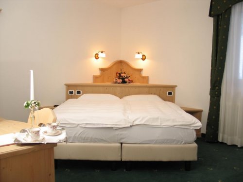 Hotel Camoscio - Rocca Pietore