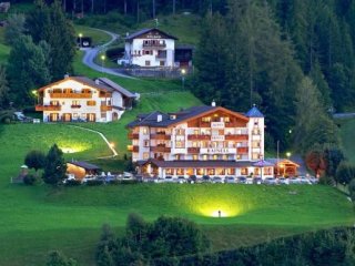 Alpenhotel Rainell - Ortisei Alpenhotel Rainell - Ortisei