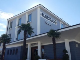 Hotel Enrichetta S – Desenzano del Garda Hotel Enrichetta S – Desenzano del Garda