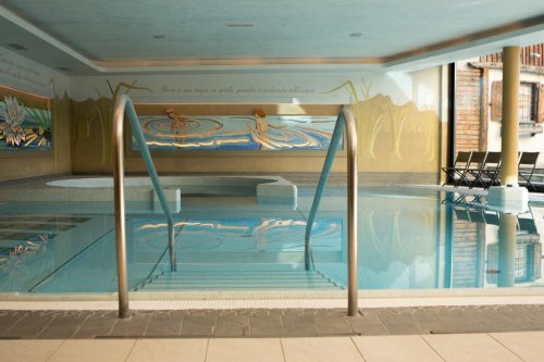 Hotel AlpHoliday Dolomiti - Dimaro