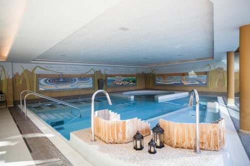 Hotel AlpHoliday Dolomiti - Dimaro