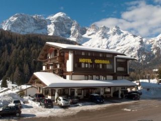 Hotel Corona - Zoldo Alto Hotel Corona - Zoldo Alto