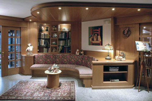 Hotel Holiday s - Monclassico FREE SKI