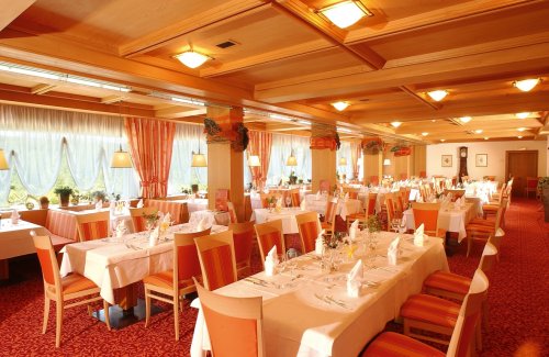 Hotel Obereggen S – Obereggen