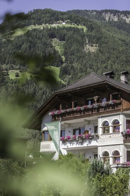 Hotel Stocker S – Campo Tures