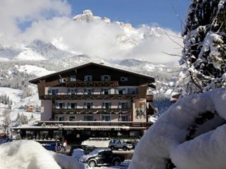 Hotel Aurora - La Villa Hotel Aurora - La Villa