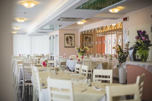 Hotel Raffaelo - Igea Marina