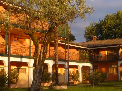 Camping Village Desenzano - Desenzano