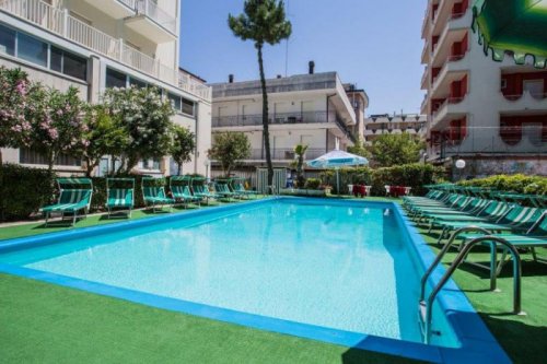 Hotel Aiglon/Eiffel - Rimini Rivazzurra