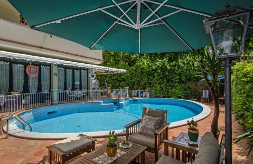 Hotel Kyrton - Fortte dei Marmi