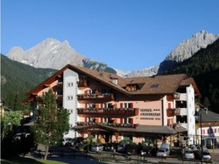 Hotel Cristallo - Canazei Hotel Cristallo - Canazei