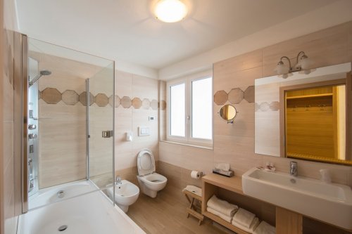 Hotel Crepes de Sela + - Campitello