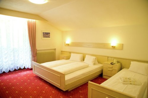 Hotel Sigmunderhof - Chienes