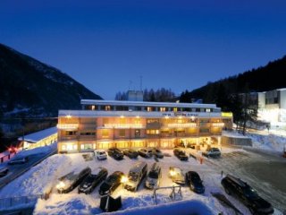 Hotel Sporting Ravelli S - Marilleva 900