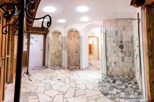 Hotel Goldene Rose S, Monguelfo