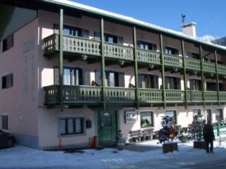 Garni Zeni - Madonna di Campiglio Garni Zeni - Madonna di Campiglio