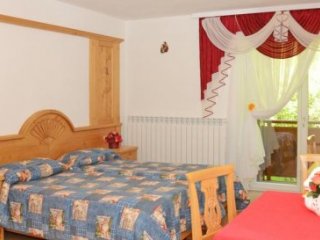 Hotel La Roccia - Passo Tonale Hotel La Roccia - Passo Tonale