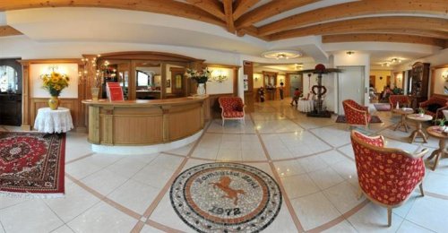 Cavallino Lovely Hotel - Andalo