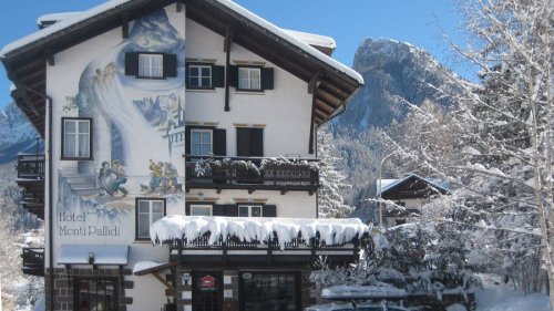 Hotel Monti Pallidi - Moena