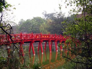 Přírodní krásy a památky Vietnamu Přírodní krásy a památky Vietnamu