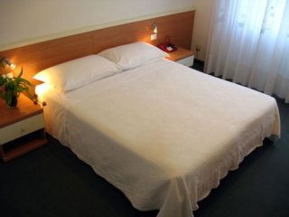 Hotel Eden - Toscolano Maderno Hotel Eden - Toscolano Maderno