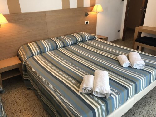 Hotel Gin - Rimini Viserba