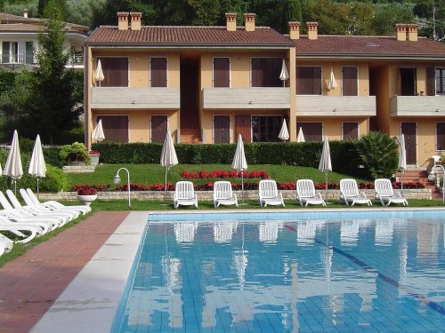 Residence Liana - Albisano di Torri del Benaco