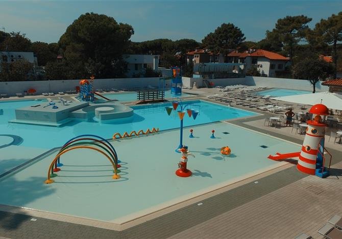 Mare e Pineta International Camping
