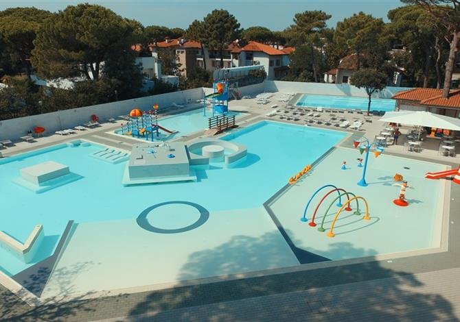 Mare e Pineta International Camping