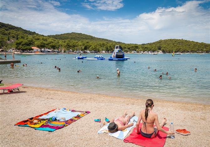 Jezera Village Holiday Resort