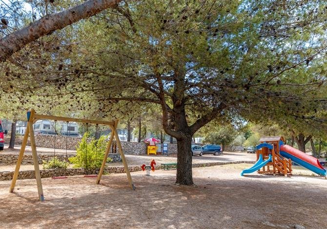 Jezera Village Holiday Resort