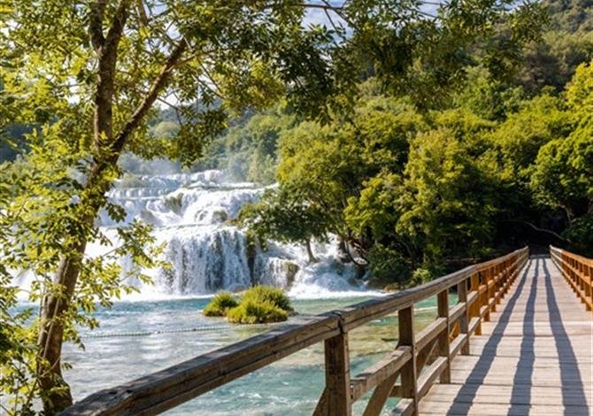 Jezera Village Holiday Resort