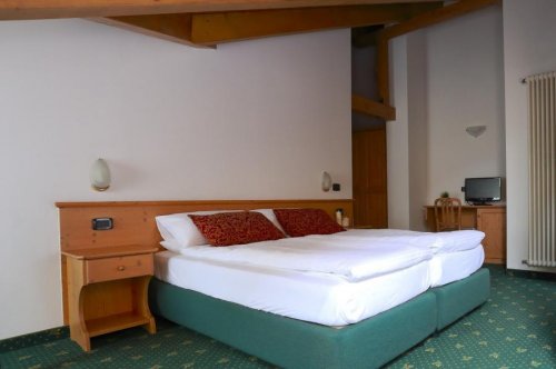 Hotel Alp Hotel Dolomiti- Dimaro