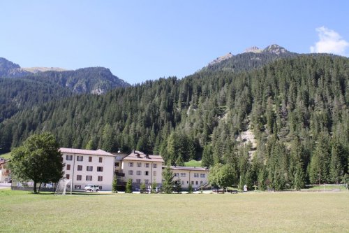 Hotel Soggiorno Dolomiti- Campestrin