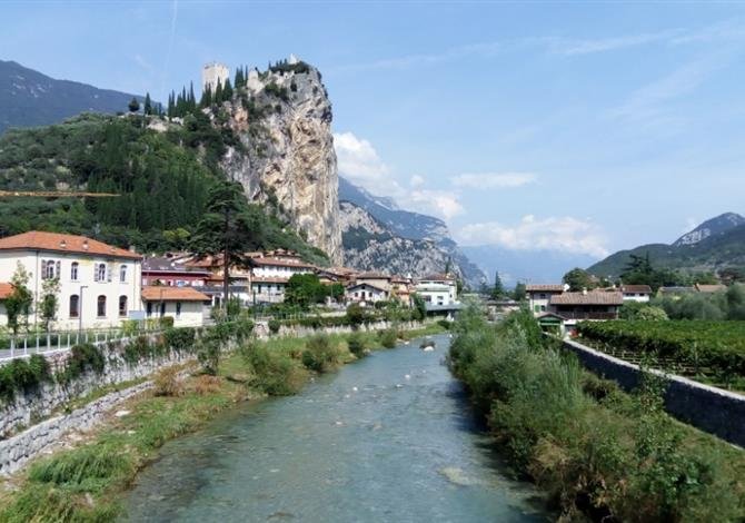 Lago di Garda - sever, Monte Baldo a Tremalzo