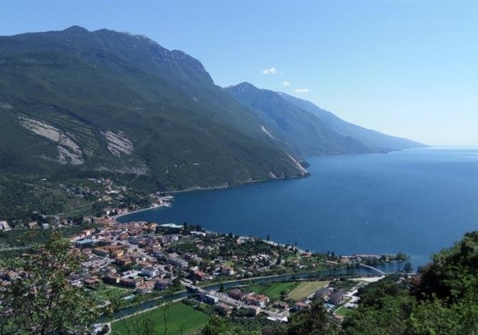 Lago di Garda - sever, Monte Baldo a Tremalzo